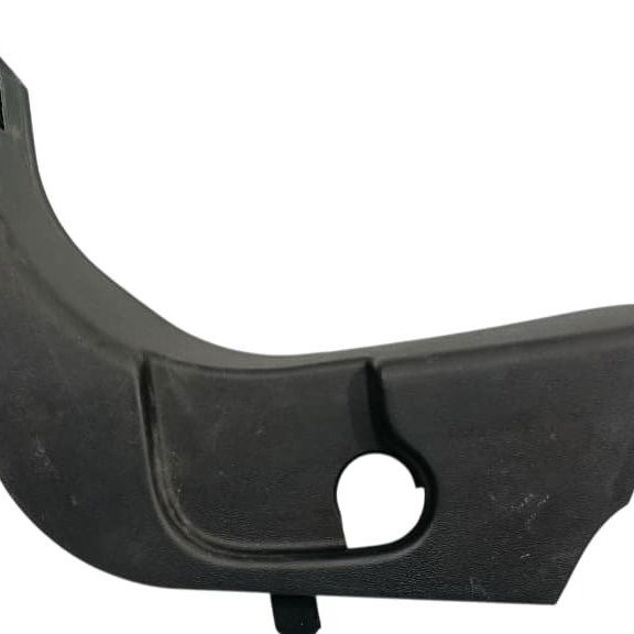 Acabamento Esquerdo Tampa Traseira Land Rover Evoque 2018 Preto