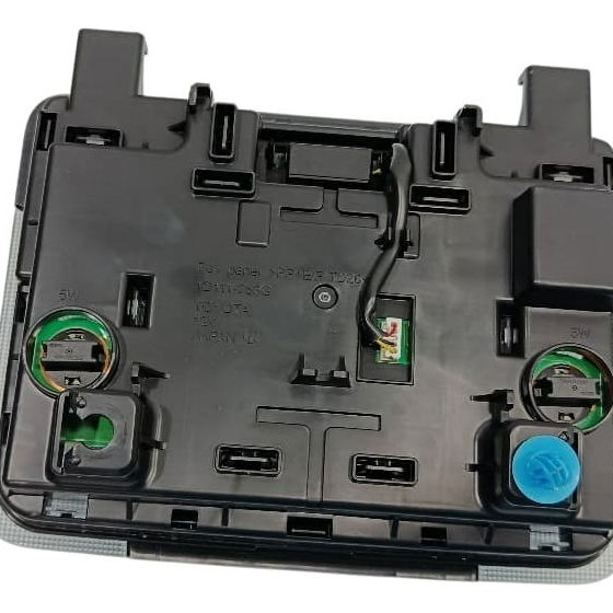 Luz Teto Central Toyota Corolla Cross Hybrid 2023