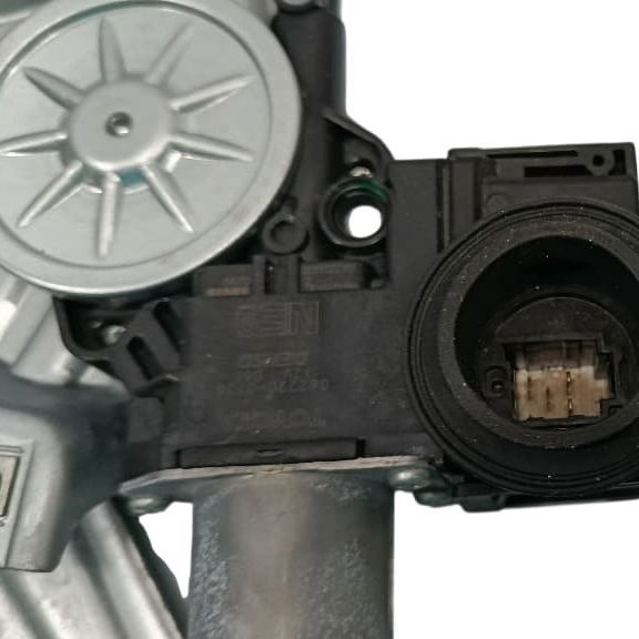 Máquina Vidro Traseira Esq. Toyota Corolla Cross Hybrid 2023