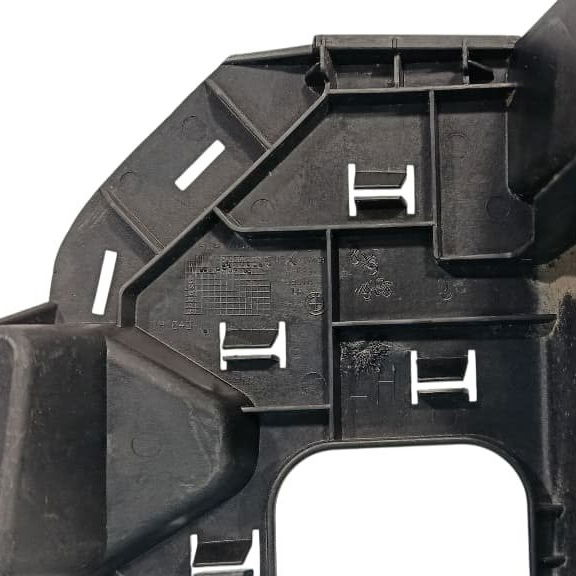 Tampa Correia Traseira Esquerda Bmw X3 2014 Preto