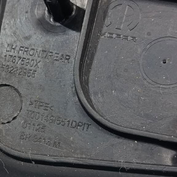 Acabamento Interno Maçaneta Esquerda Jeep Compass 2019 Preto