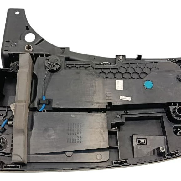 Lanterna Esquerda Land Rover Defender 2020 Esquerdo/motorista Vermelho