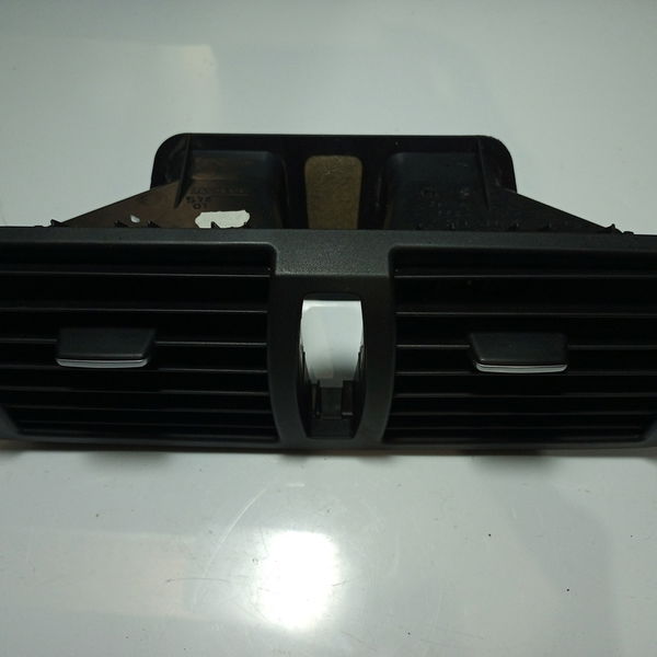 Difusor De Ar Central 118i 2009