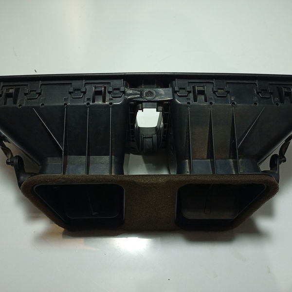Difusor De Ar Central 118i 2009