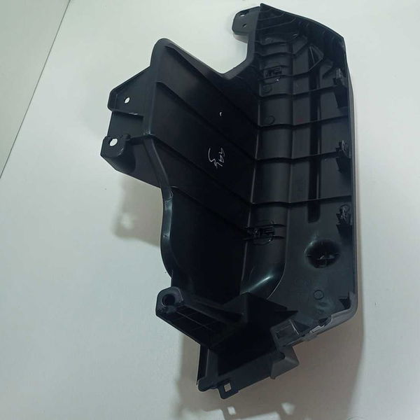 Suporte Tampão Bagagito Direito Yaris 1.5 Xs Connect 2022