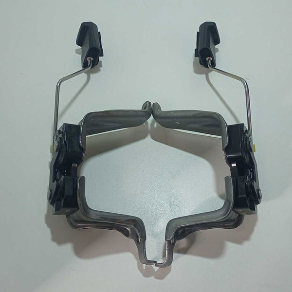 Par De Fechadura Do Encosto Traseiro Yaris 1.5 2022