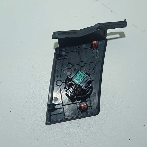 Moldura Com Tweeter Esquerdo Yaris 1.5 2022