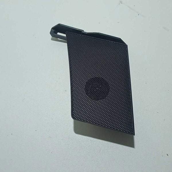 Moldura Com Tweeter Esquerdo Yaris 1.5 2022