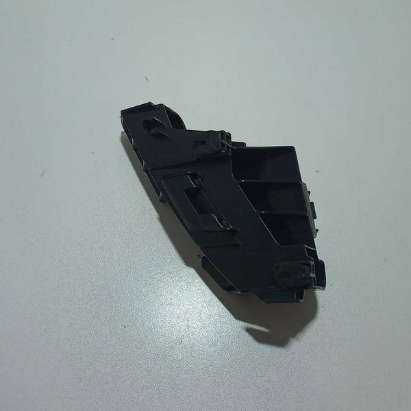 Suporte Parachoque Traseiro Direito Yaris 1.5 2022