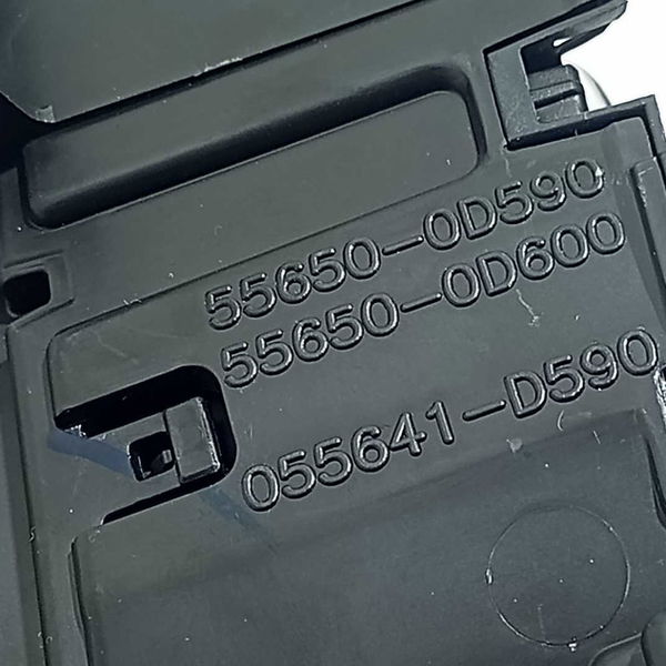 Difusor De Ar Direito Yaris 1.5 2022