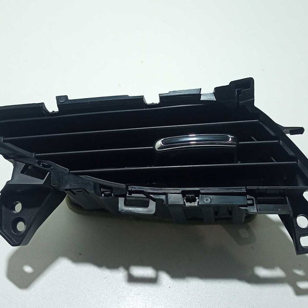 Difusor De Ar Esquerdo Yaris 1.5 2022