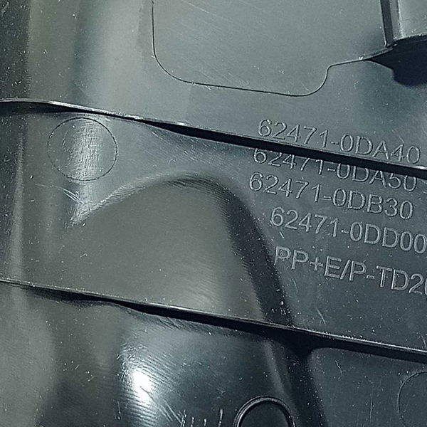 Moldura Coluna C Direito Yaris 1.5 2022