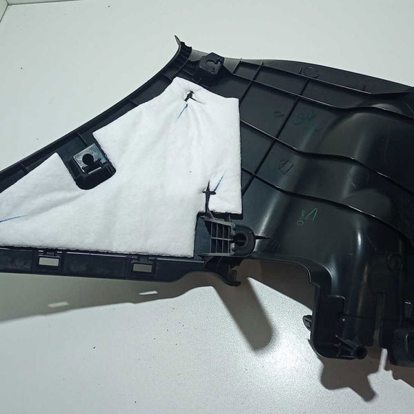 Moldura Coluna C Direito Yaris 1.5 2022