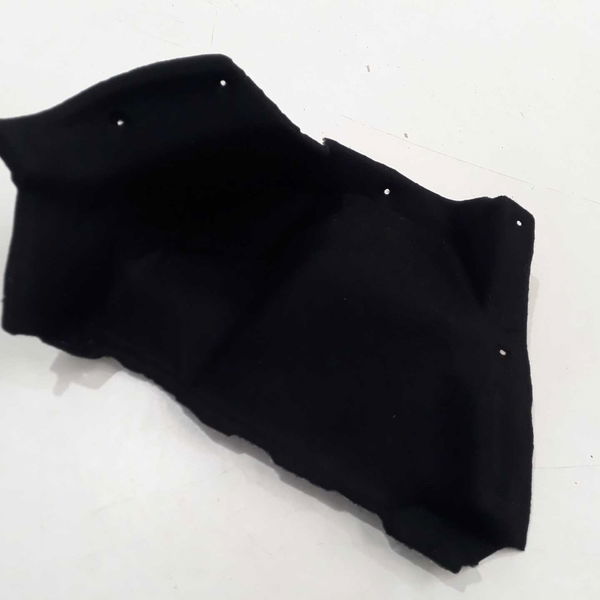 Forro Lateral Esquerda Porta Malas Yaris 1.5 2022