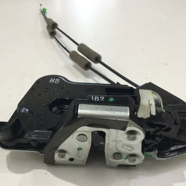 Fechadura Eletrica Dianteiro Direito Yaris 1.5 2022