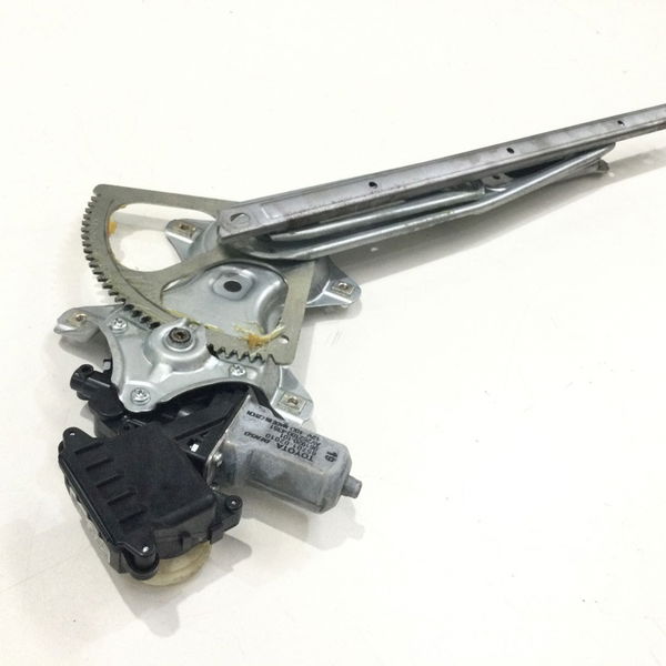 Maquina Vidro Eletrico Diant Dir Yaris 1.5 Xs Connect 2022