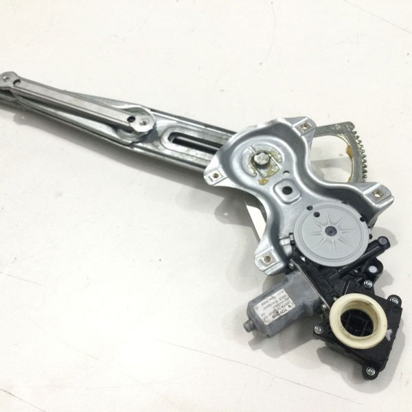 Maquina Vidro Eletrico Diant Dir Yaris 1.5 Xs Connect 2022