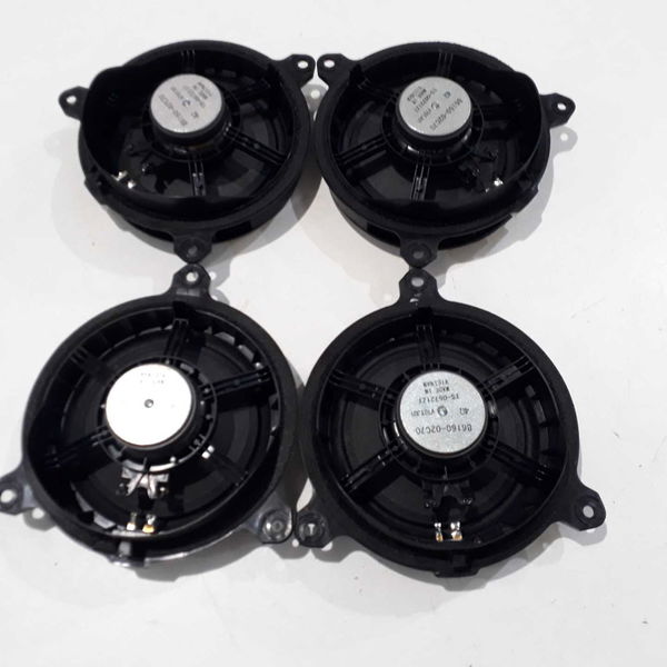 Jogo Alto Falantes Yaris 1.5 Xs Connect 2022 Preto
