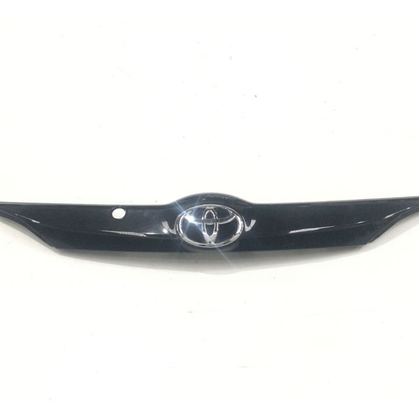 Moldura Tampa Porta Malas Yaris 1.5 Xs Connect 2022
