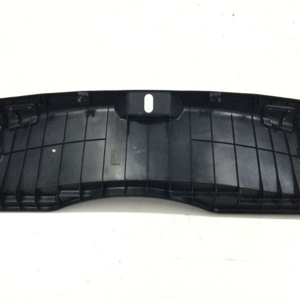 Moldura Interna Tampa Porta Malas Yaris 1.5 2022