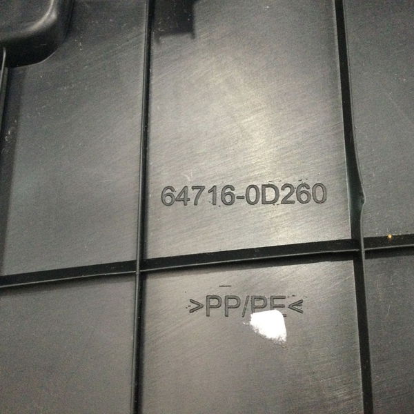 Moldura Interna Tampa Porta Malas Yaris 1.5 2022