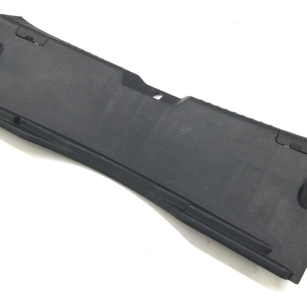 Moldura Interna Tampa Porta Malas Yaris 1.5 2022