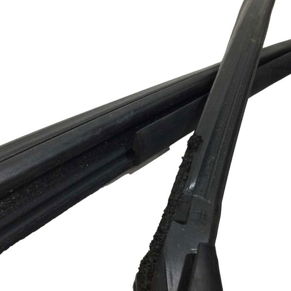 Guarnição Vidro Traseiro Direito Cr-v 2.0 16v 2016