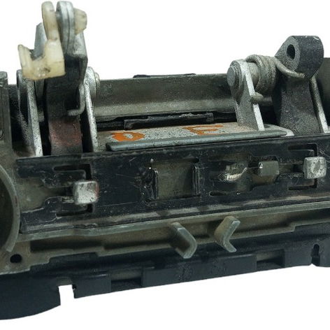 Macaneta Audi A3 1999 2001 2003 2004 2006 Dianteira Esquerda
