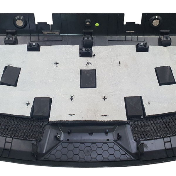 Tampao Traseiro Bagagito Porta Malas Jetta 2018 2019 2020 Vw