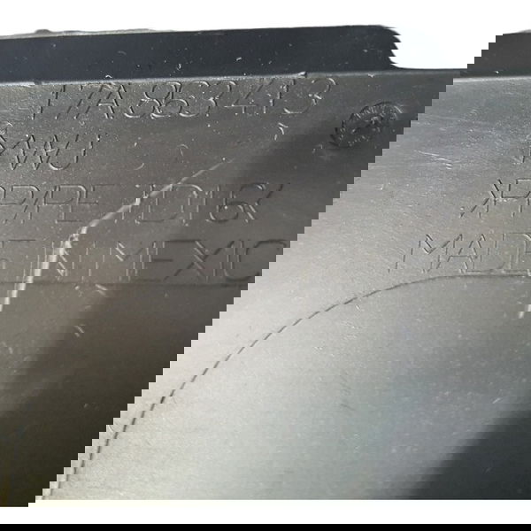 Tampao Traseiro Bagagito Porta Malas Jetta 2018 2019 2020 Vw