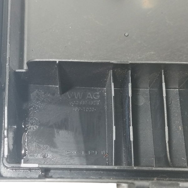 Tampa Caixa Fusivel Jetta Tiguan Passat 2018 2019 2020 2021