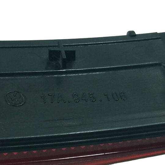 Refletor Olho De Gato Jetta 2018 2019 2021 Traseiro Direito