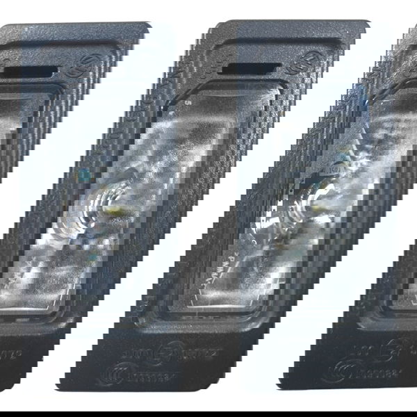 Par Lanterna Luz De Placa Traseira Jetta 2019 2020 2021  Vw