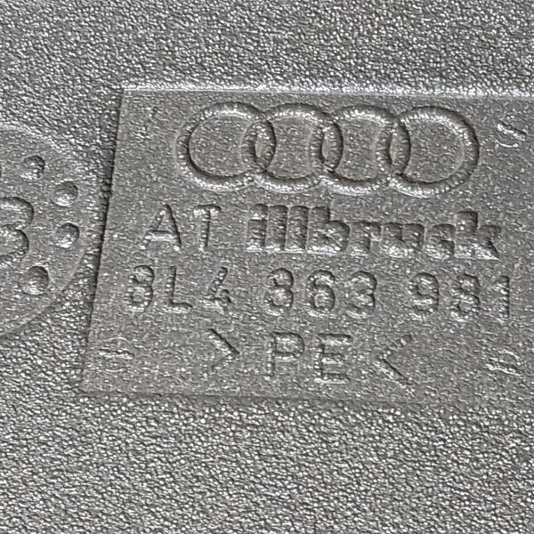 Forro Porta Traseira Audi A3 1999 2006 Esquerdo Com Detalhes