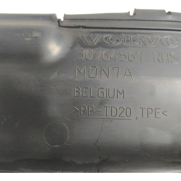 Defletor Guia Entrada Ar Volvo Xc60 T5 2011 2015 2017