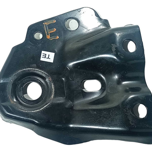 Suporte Travessa Radiador Traseira Volvo Xc60 2014 Esquerda