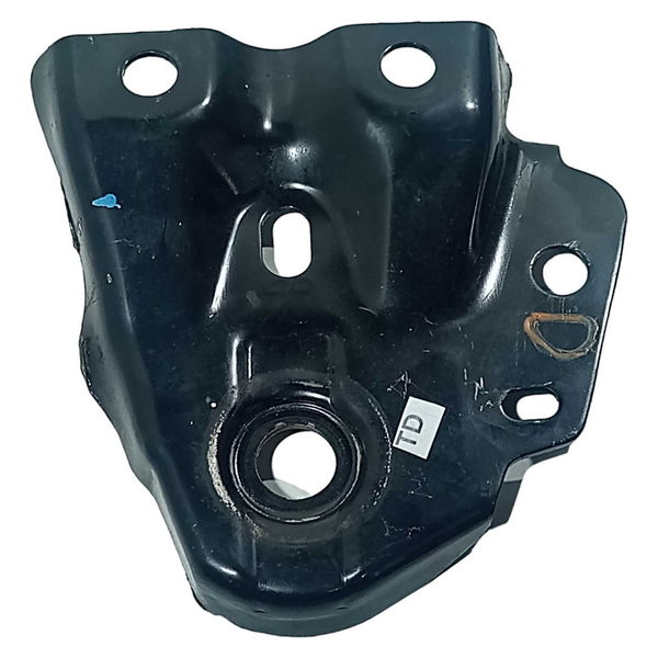 Suporte Travessa Radiador Traseira Volvo Xc60 2014 Direito