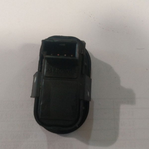 Botão Vidro Eletrico Tras Esq I/chevrolet Agile Ltz 2011