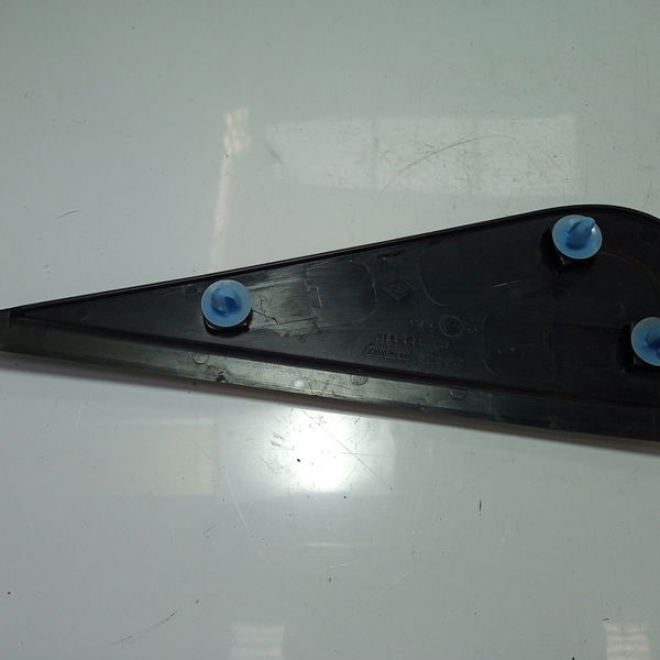 Acabamento Porta Exta Tras Dir Duster 1.6 4x2 2013
