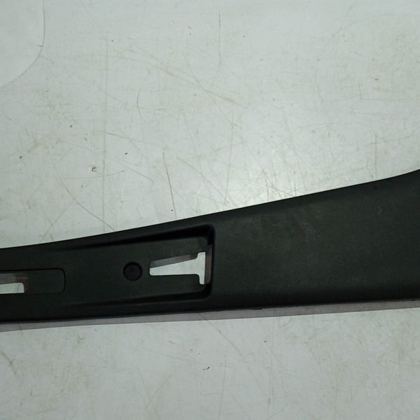Moldura Coluna B Inferior Esquerda Kwid Intense 1.0 2019