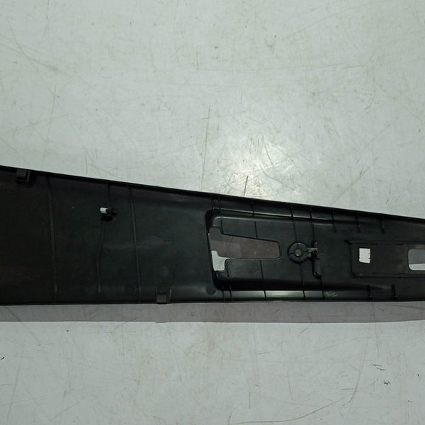 Moldura Coluna B Inferior Esquerda Kwid Intense 1.0 2019