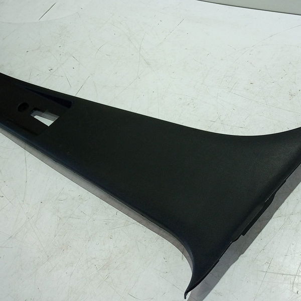Moldura Coluna B Inferior Esquerda Kwid Intense 1.0 2019