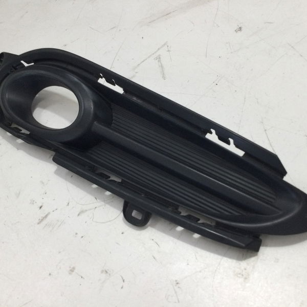 Moldura Farol De Milha Direito Hr-v Exl Cvt 2016