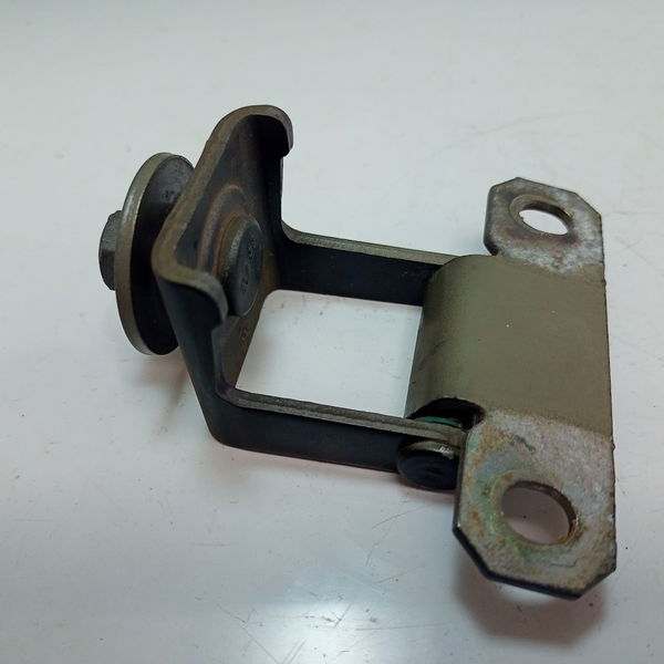 Dobradiça Porta Malas Renault Duster 1.6 4x2 2013