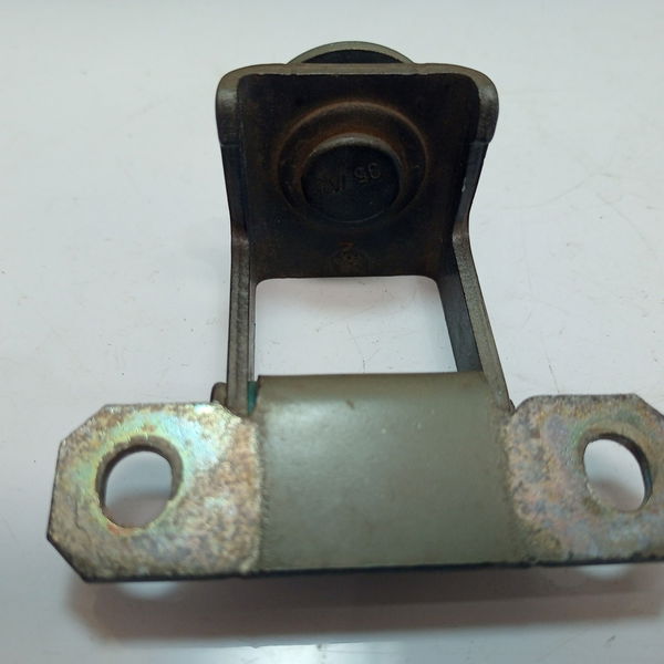 Dobradiça Porta Malas Renault Duster 1.6 4x2 2013