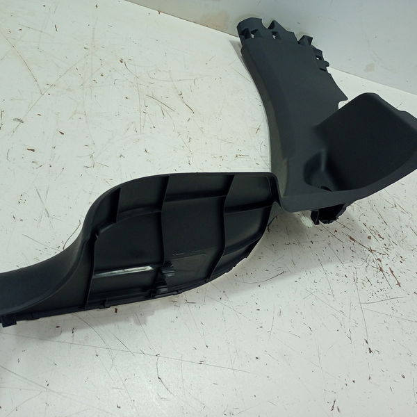 Moldura Coluna C Inferio Direita Peugeot 208 Allure Mt 2017