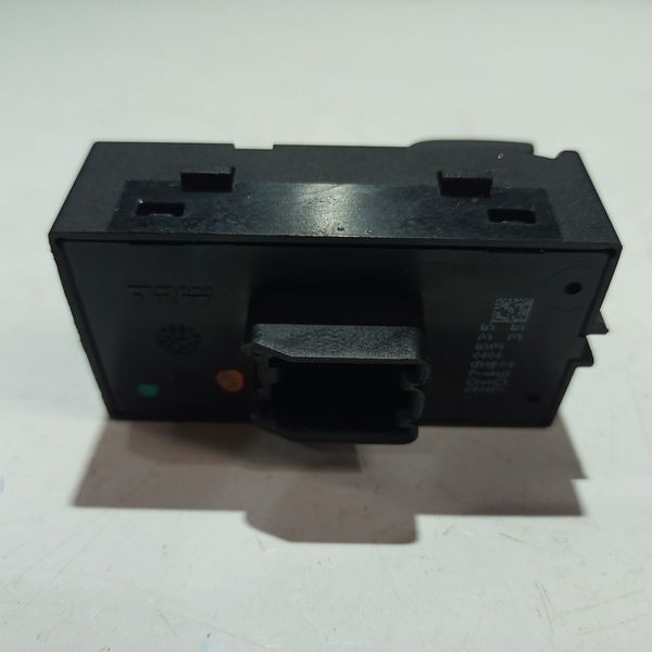Botão Vidro Eletrico Tras Dir Cobalt At6 1.8 2018