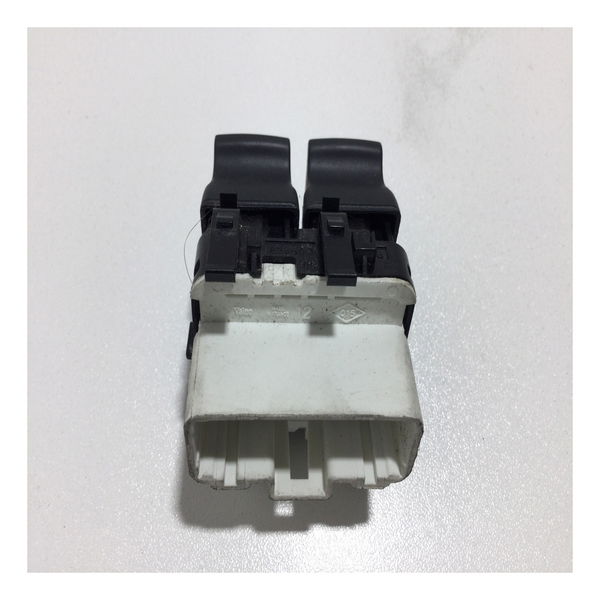 Botão Duplo Dos Vidros Dianteiros Duster 1.6 4x2 2013
