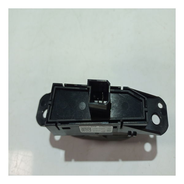 Botão Trava Porta Cobalt At6 1.8 2018
