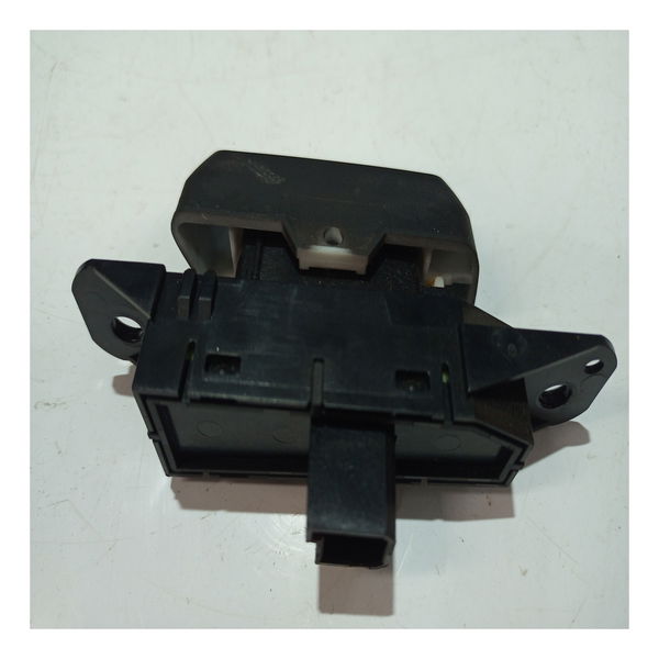 Botão Trava Porta Cobalt At6 1.8 2018